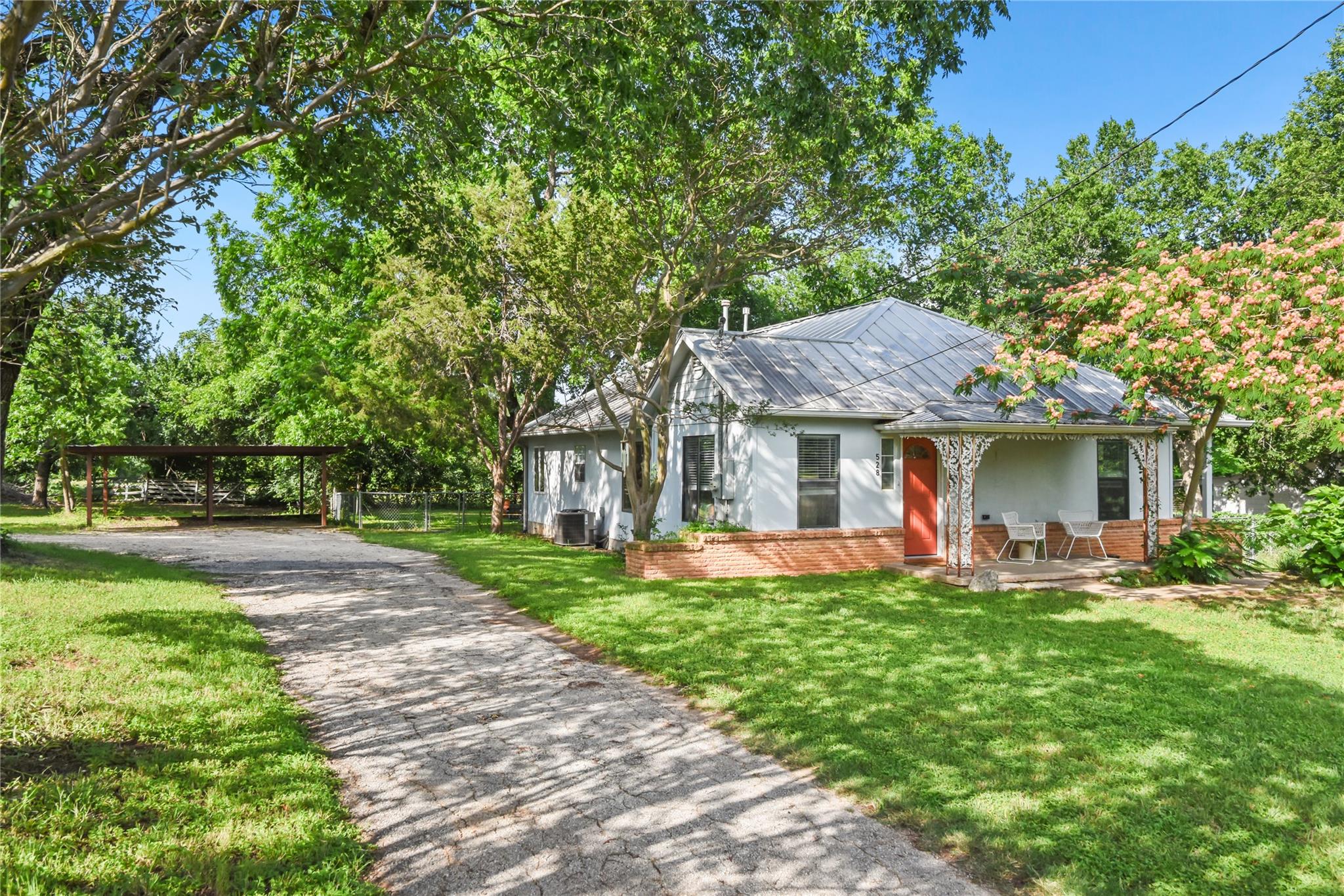 528 Old Mcdade Road Elgin TX 78621