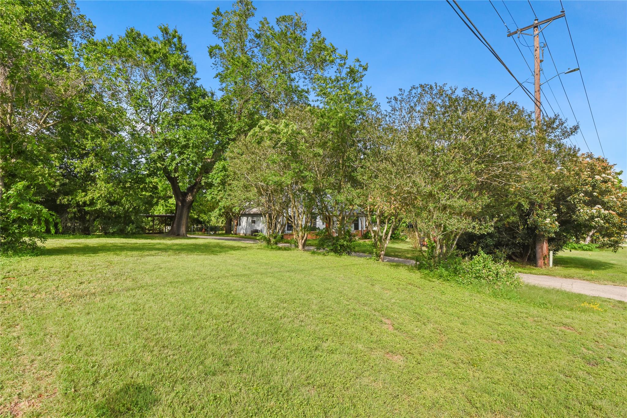 528 Old Mcdade Road Elgin TX 78621