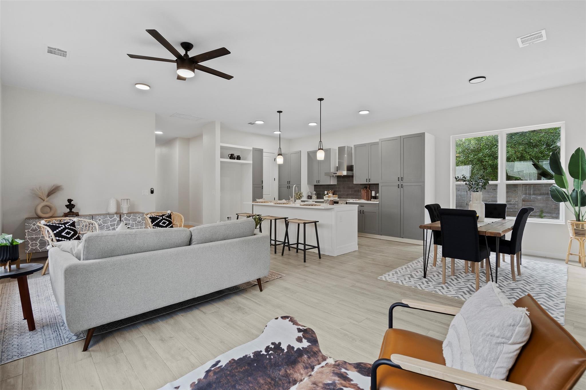 3611 Munson Street Austin TX 78721