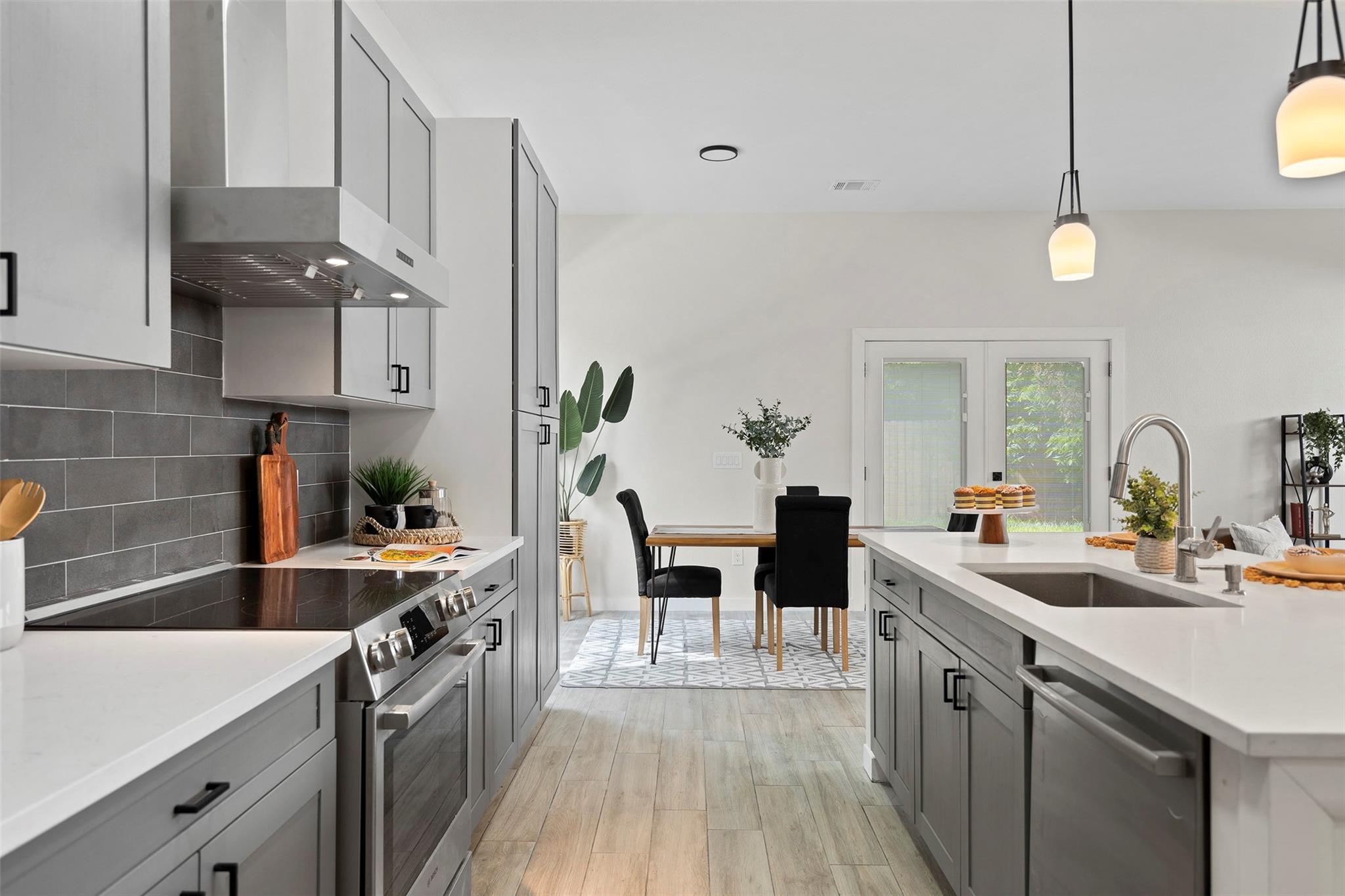 3611 Munson Street Austin TX 78721