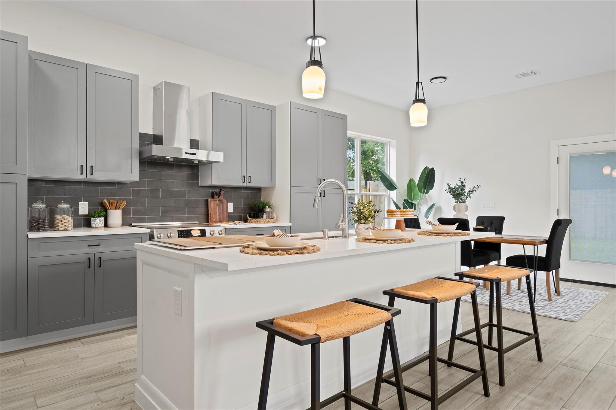 3611 Munson Street Austin TX 78721