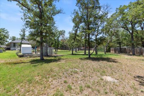 127 Medlar Drive Cedar Creek TX 78612