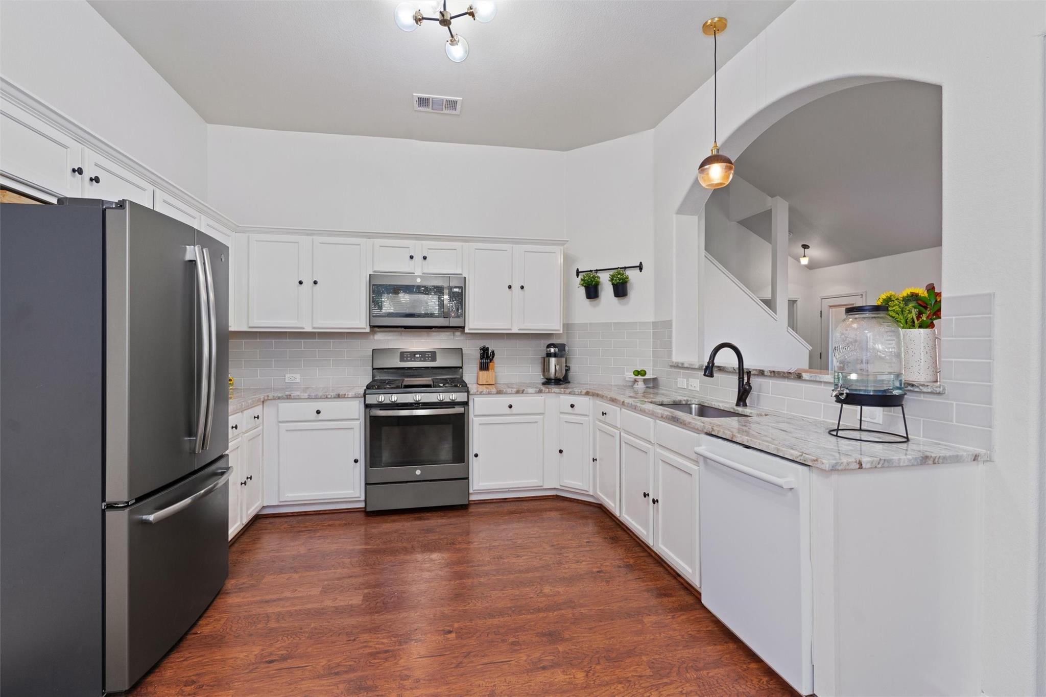902 Lavender Cove Pflugerville TX 78660