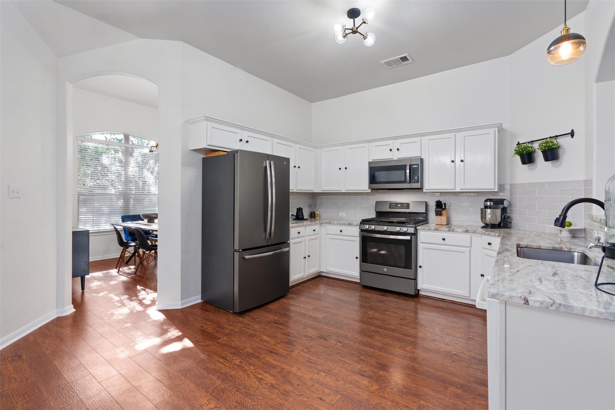 902 Lavender Cove Pflugerville TX 78660