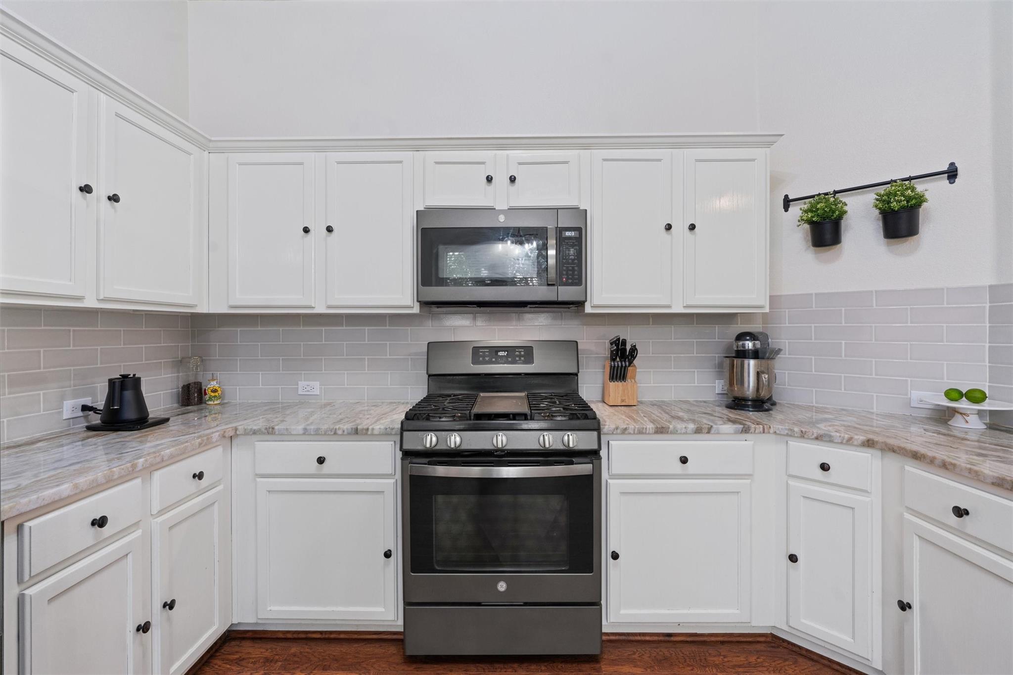 902 Lavender Cove Pflugerville TX 78660