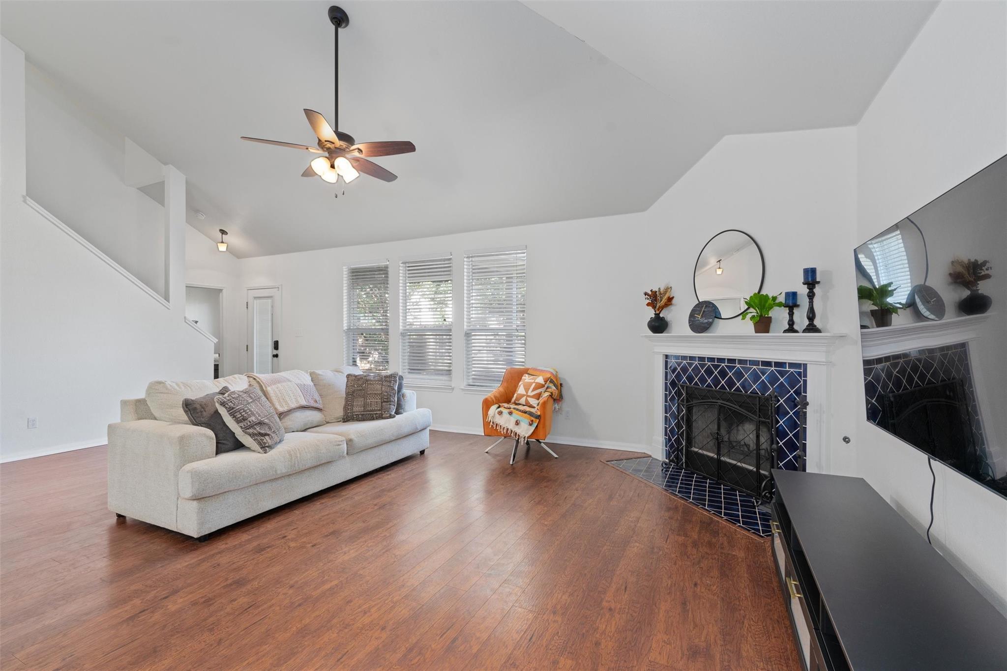902 Lavender Cove Pflugerville TX 78660