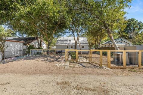 503A Wilkes Street Smithville TX 78957