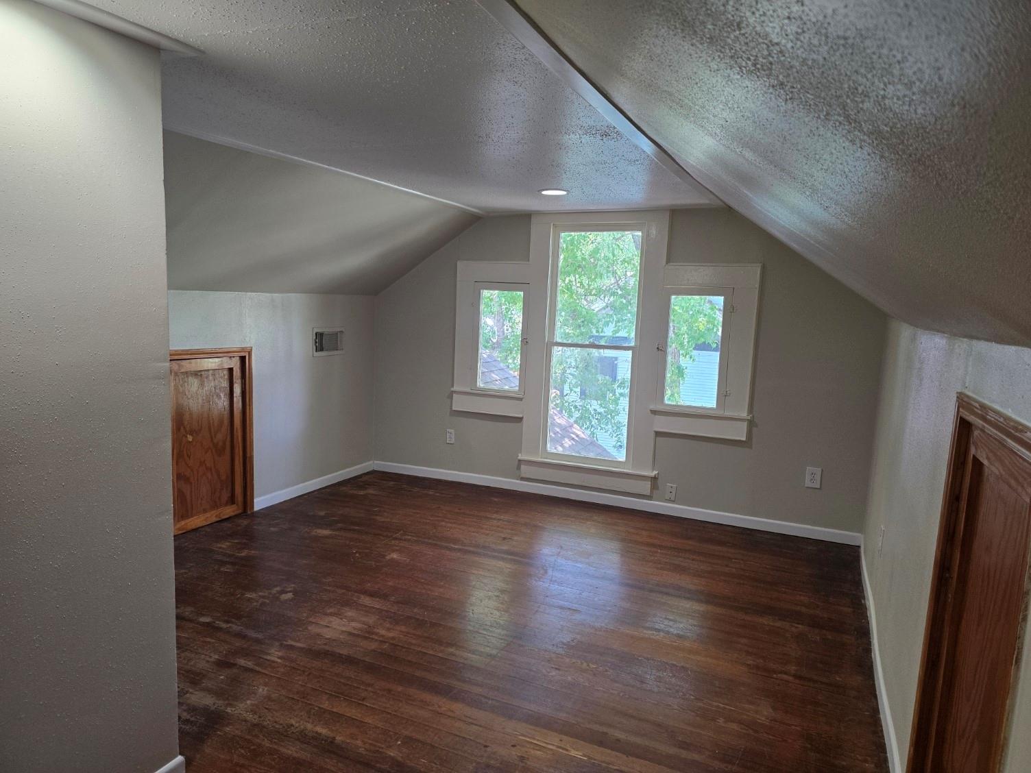 144 W Wallace Street Gonzales TX 78629