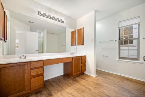 11112 Chatam Berry Lane Austin TX 78748