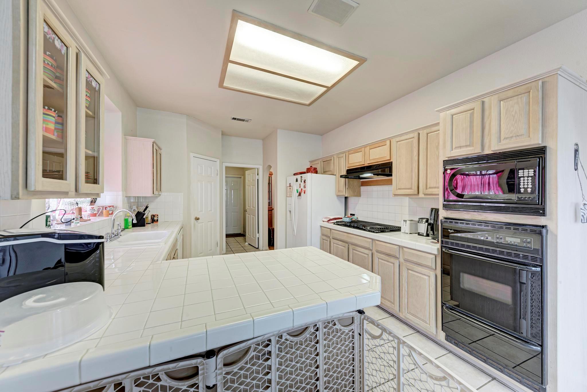 1610 Meadow Lane Lockhart TX 78644