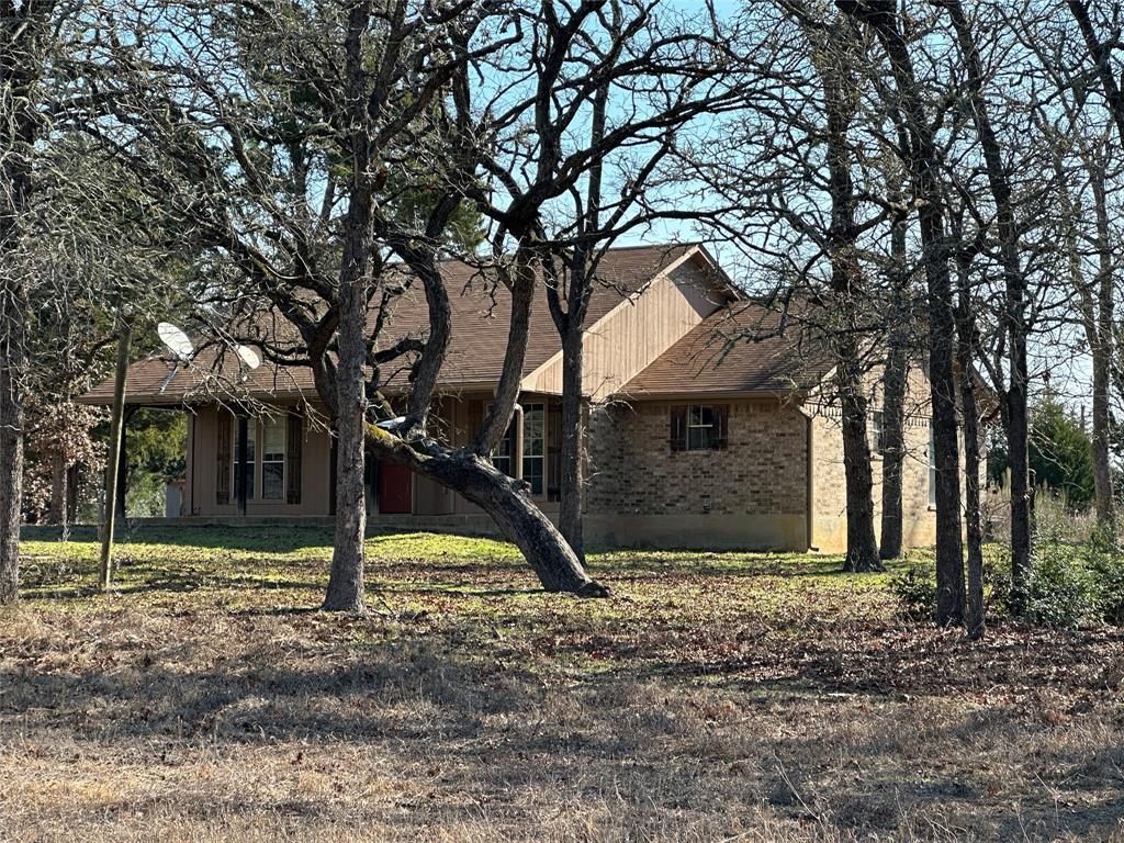 1047 Private Road 3022 Elgin TX 78621