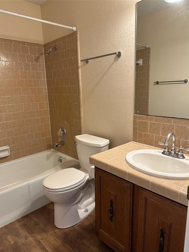 1047 Private Road 3022 Elgin TX 78621