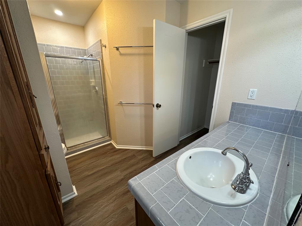 1047 Private Road 3022 Elgin TX 78621