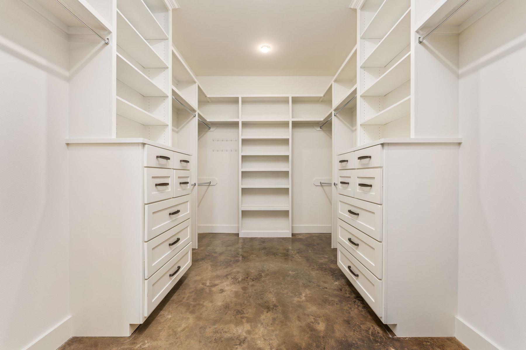 7724 Lynchburg Drive Austin TX 78738