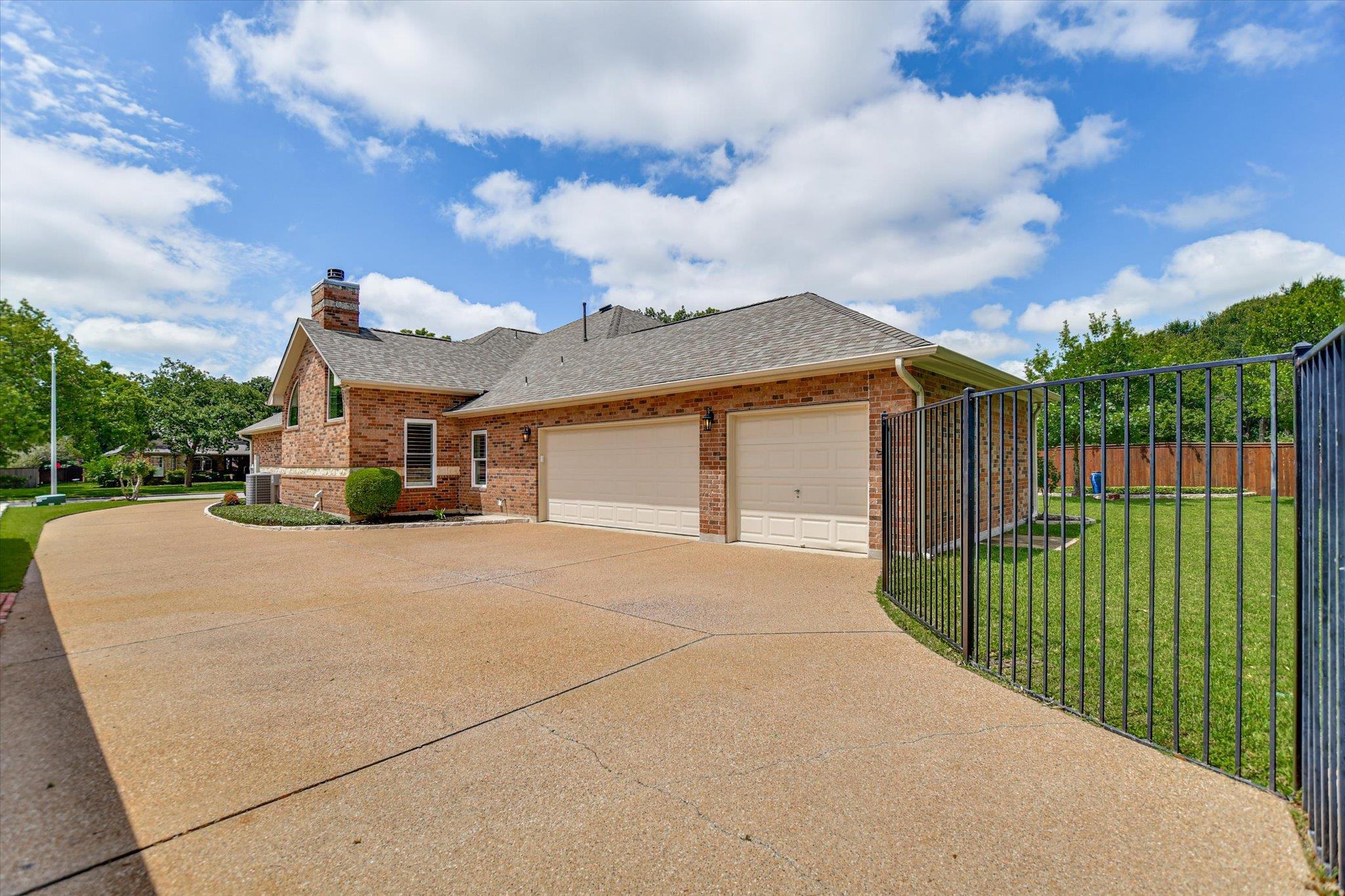 1930 Savannah Drive Round Rock TX 78681