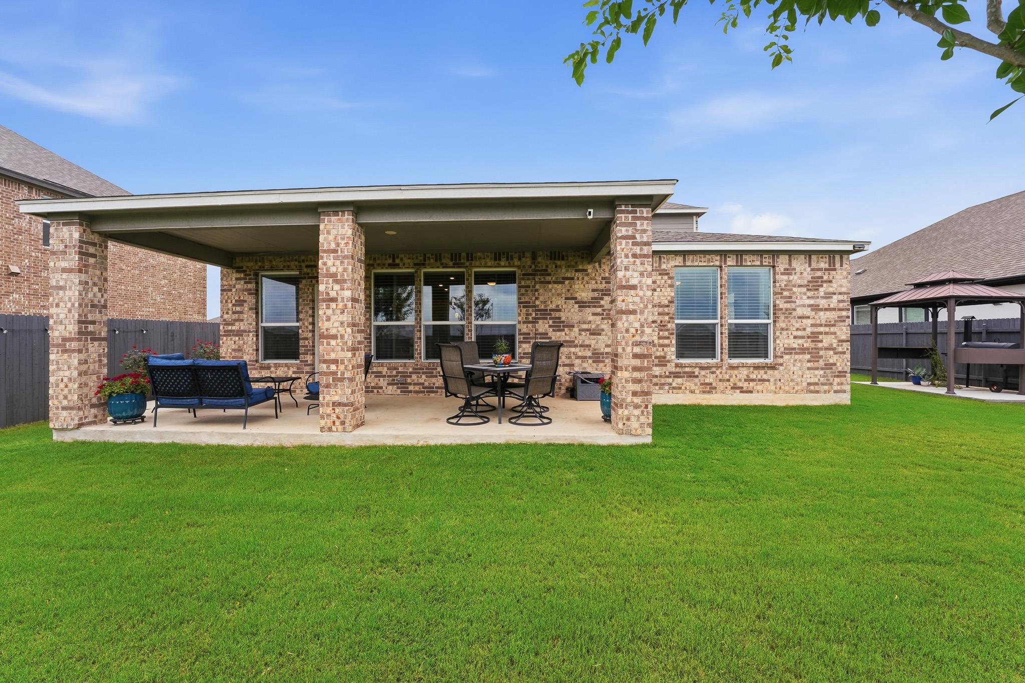 1515 Foxglove Drive Lockhart TX 78644