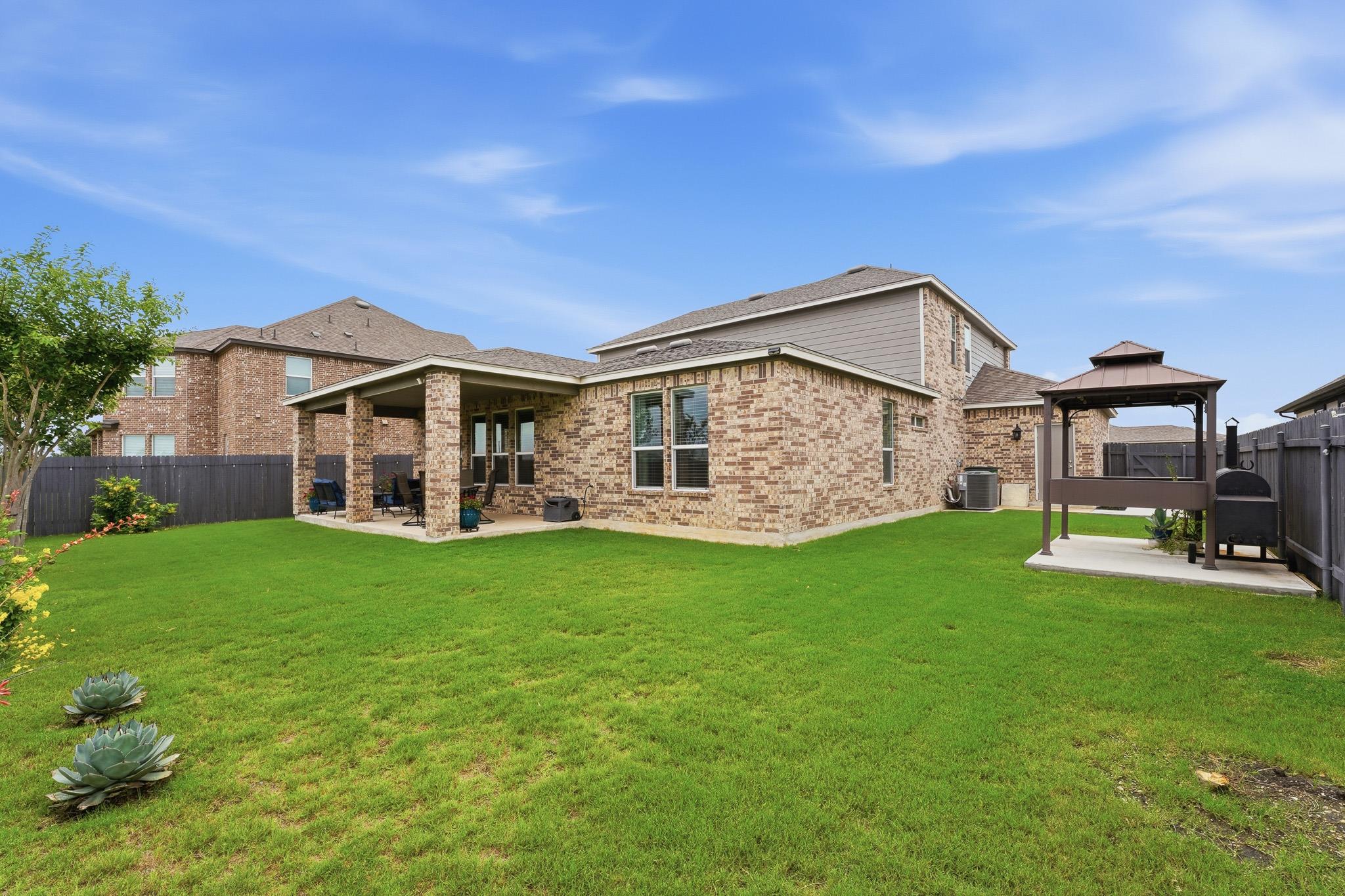 1515 Foxglove Drive Lockhart TX 78644
