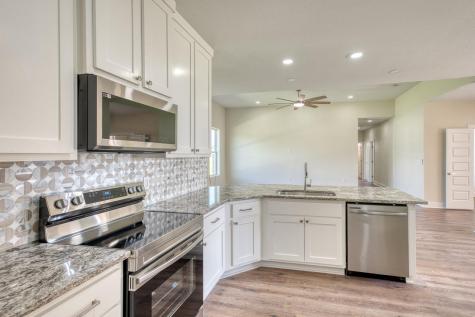 206 Oak Grove Parkway Kingsland TX 78639