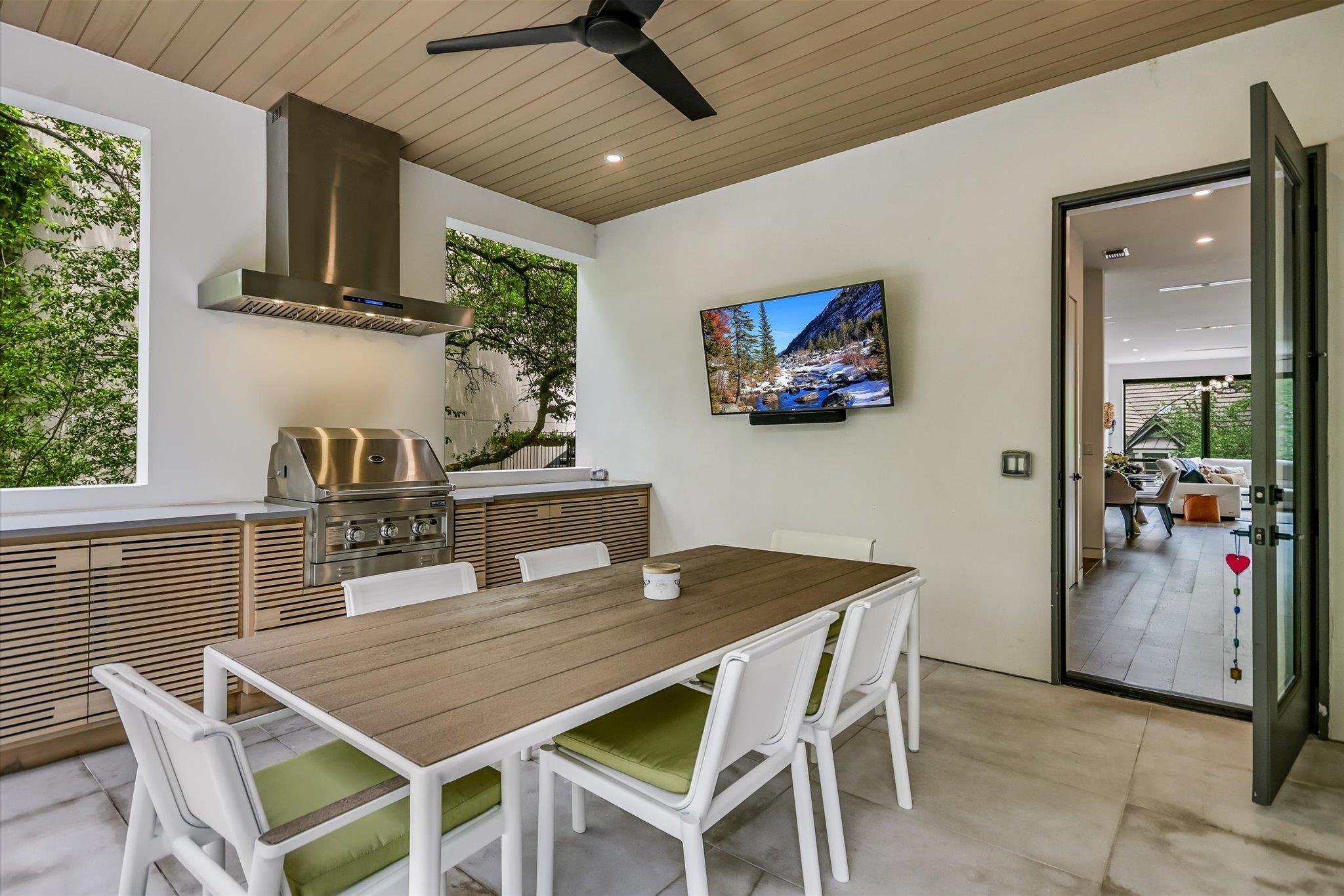 2004 Rue De St Tropez Austin TX 78746