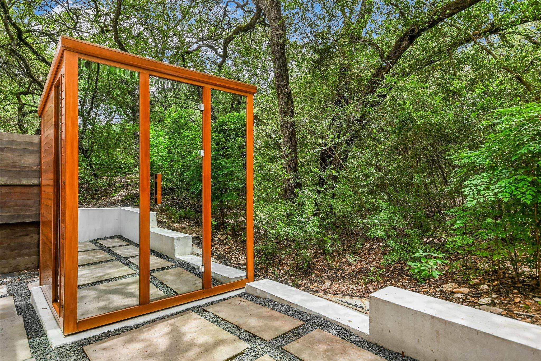 2004 Rue De St Tropez Austin TX 78746