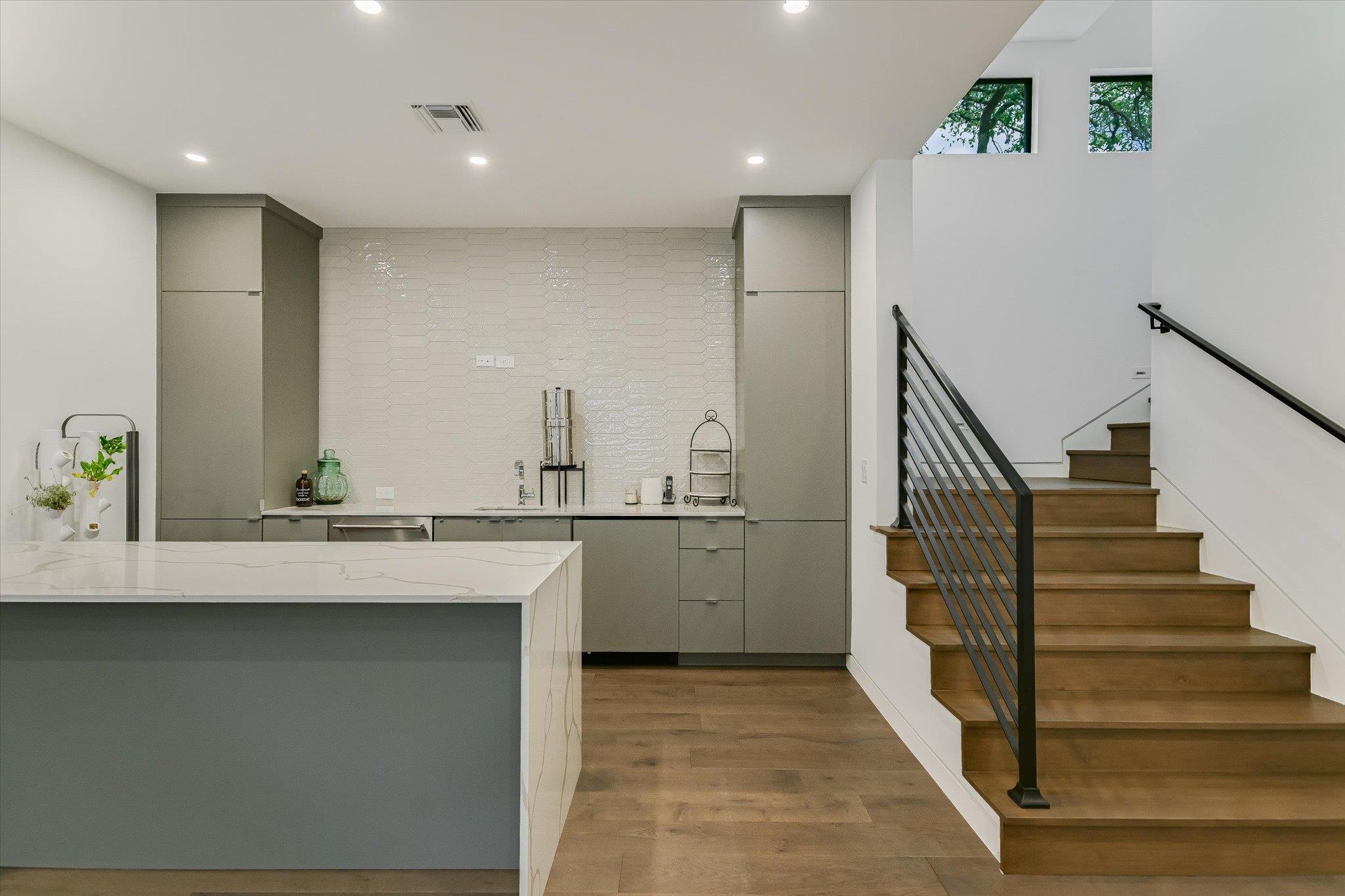 2004 Rue De St Tropez Austin TX 78746