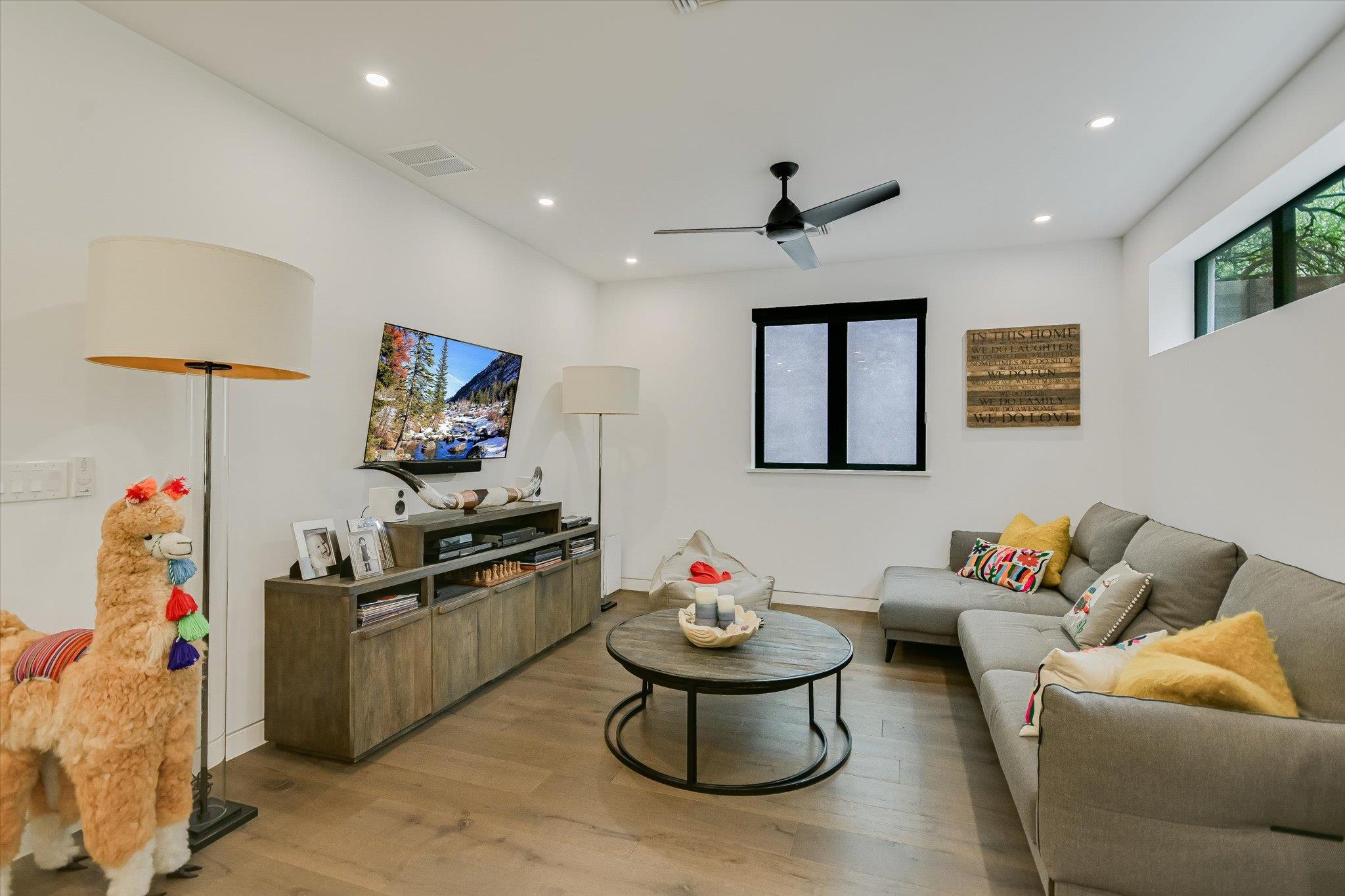 2004 Rue De St Tropez Austin TX 78746