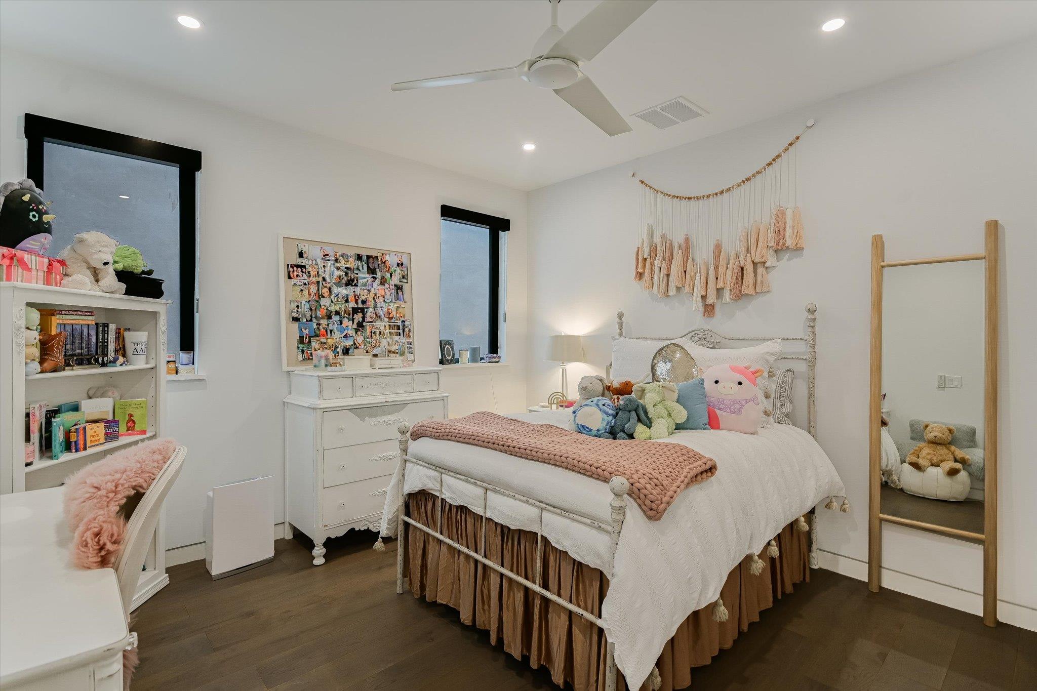 2004 Rue De St Tropez Austin TX 78746