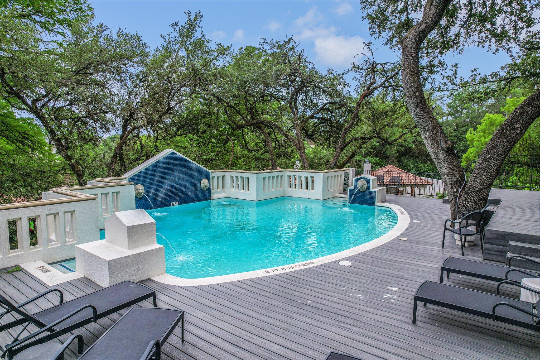 2004 Rue De St Tropez Austin TX 78746