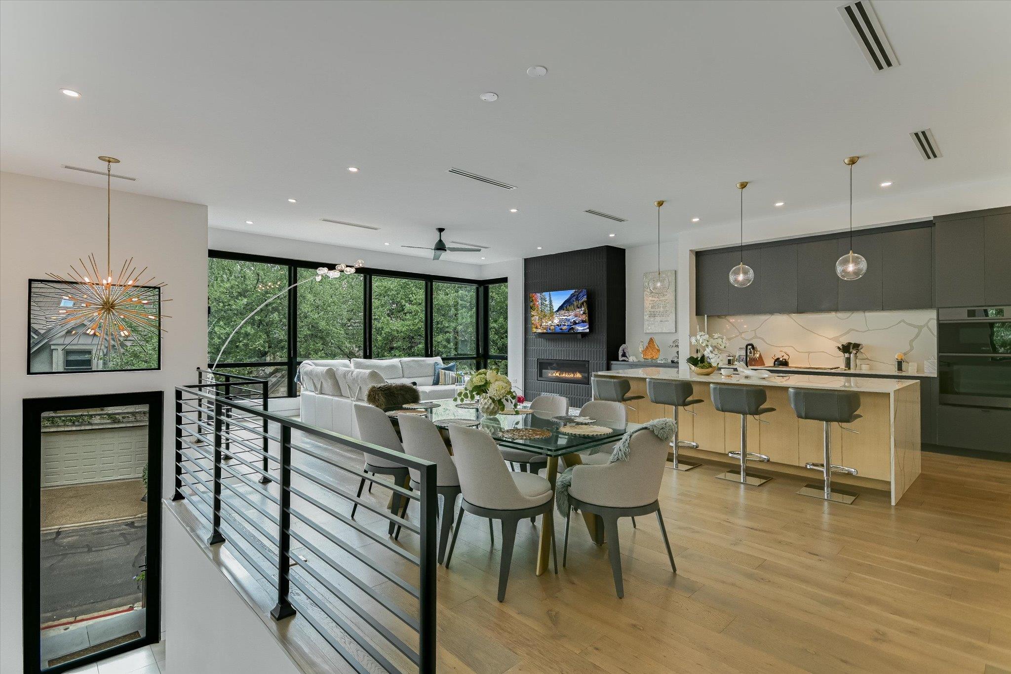 2004 Rue De St Tropez Austin TX 78746