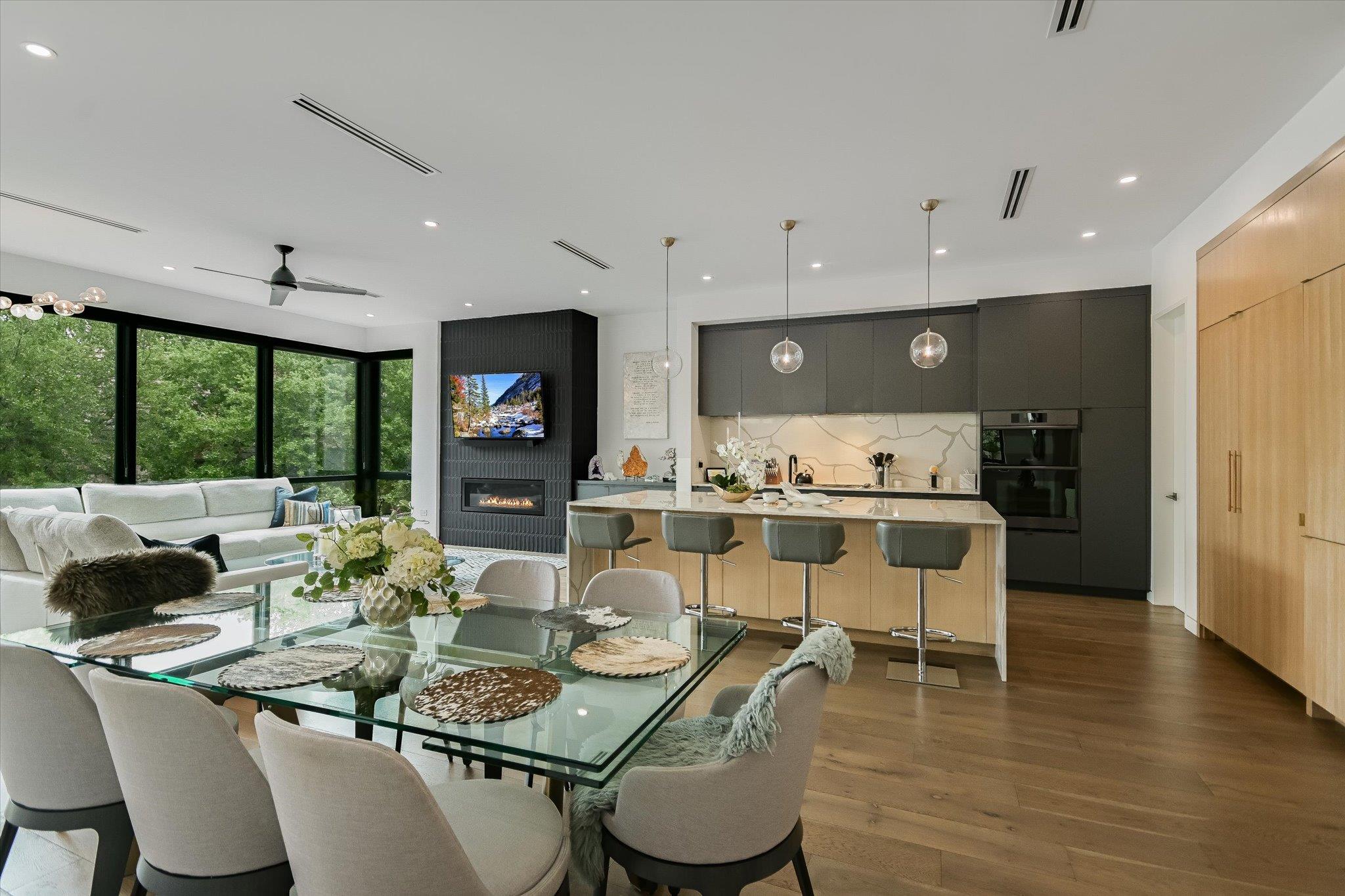 2004 Rue De St Tropez Austin TX 78746