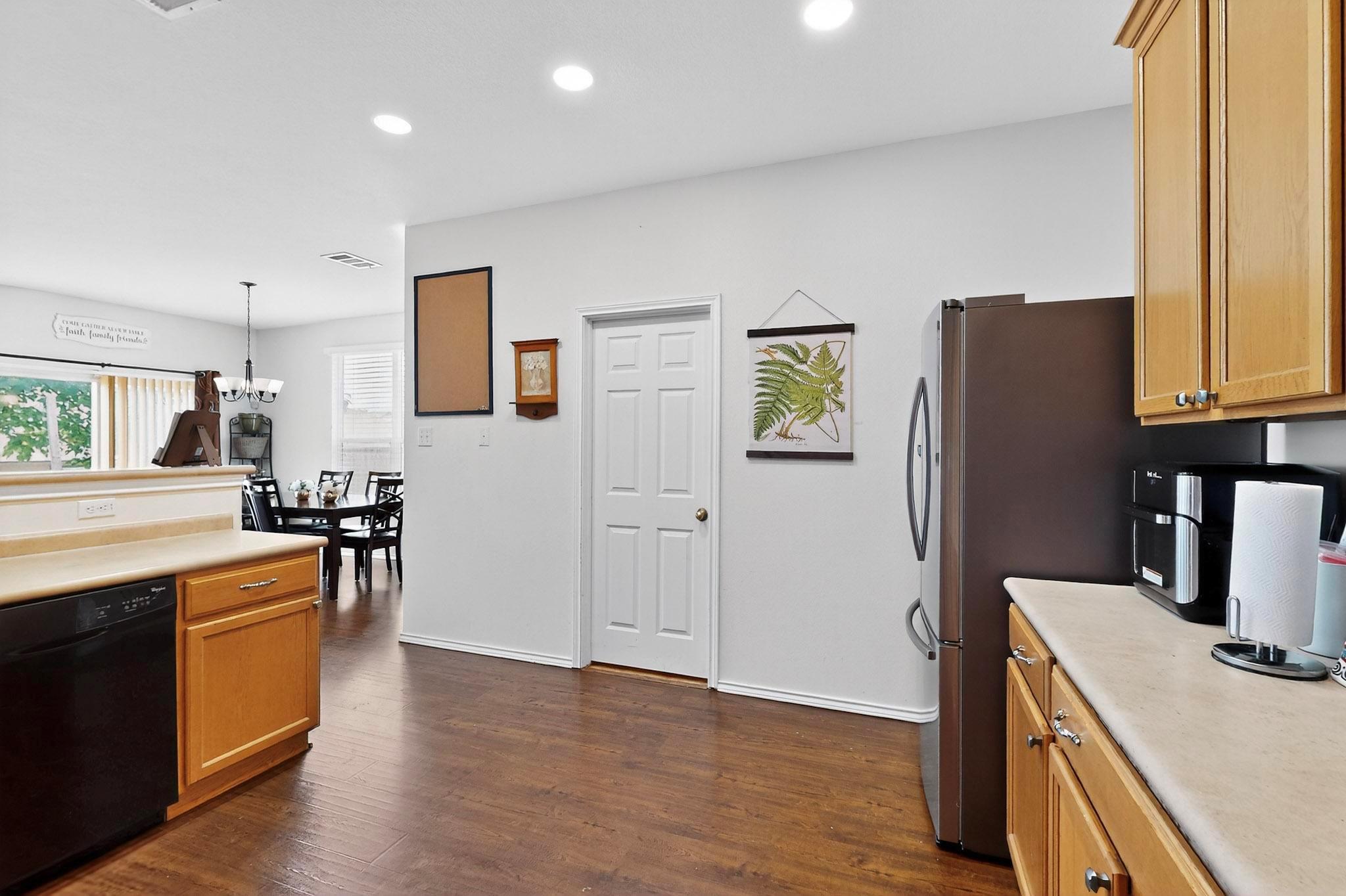 140 Matthews Lane Kyle TX 78640
