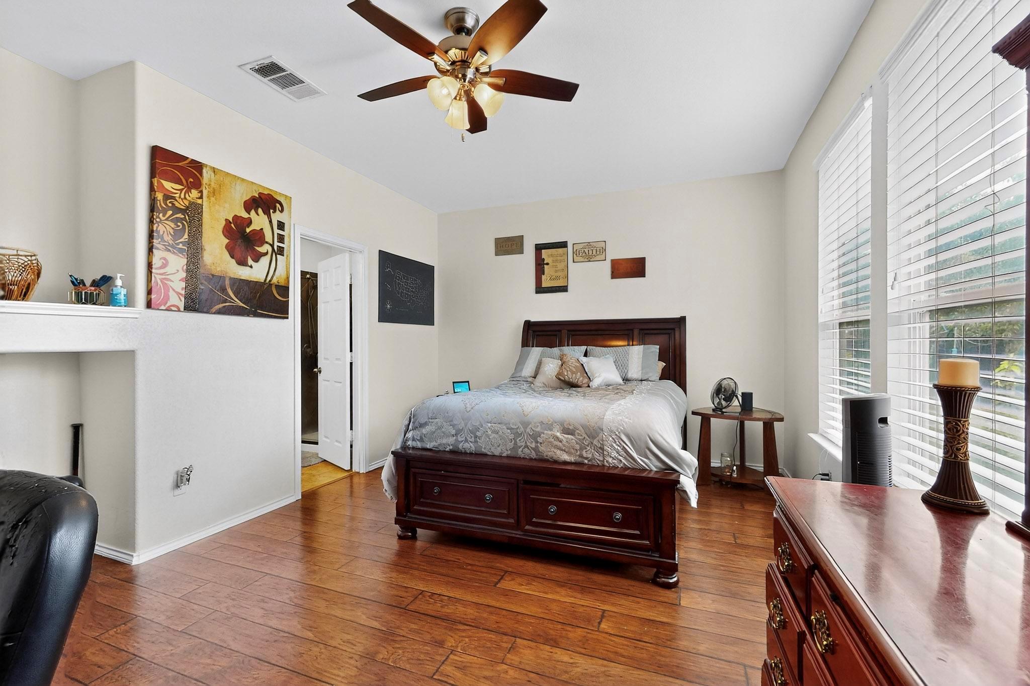 140 Matthews Lane Kyle TX 78640