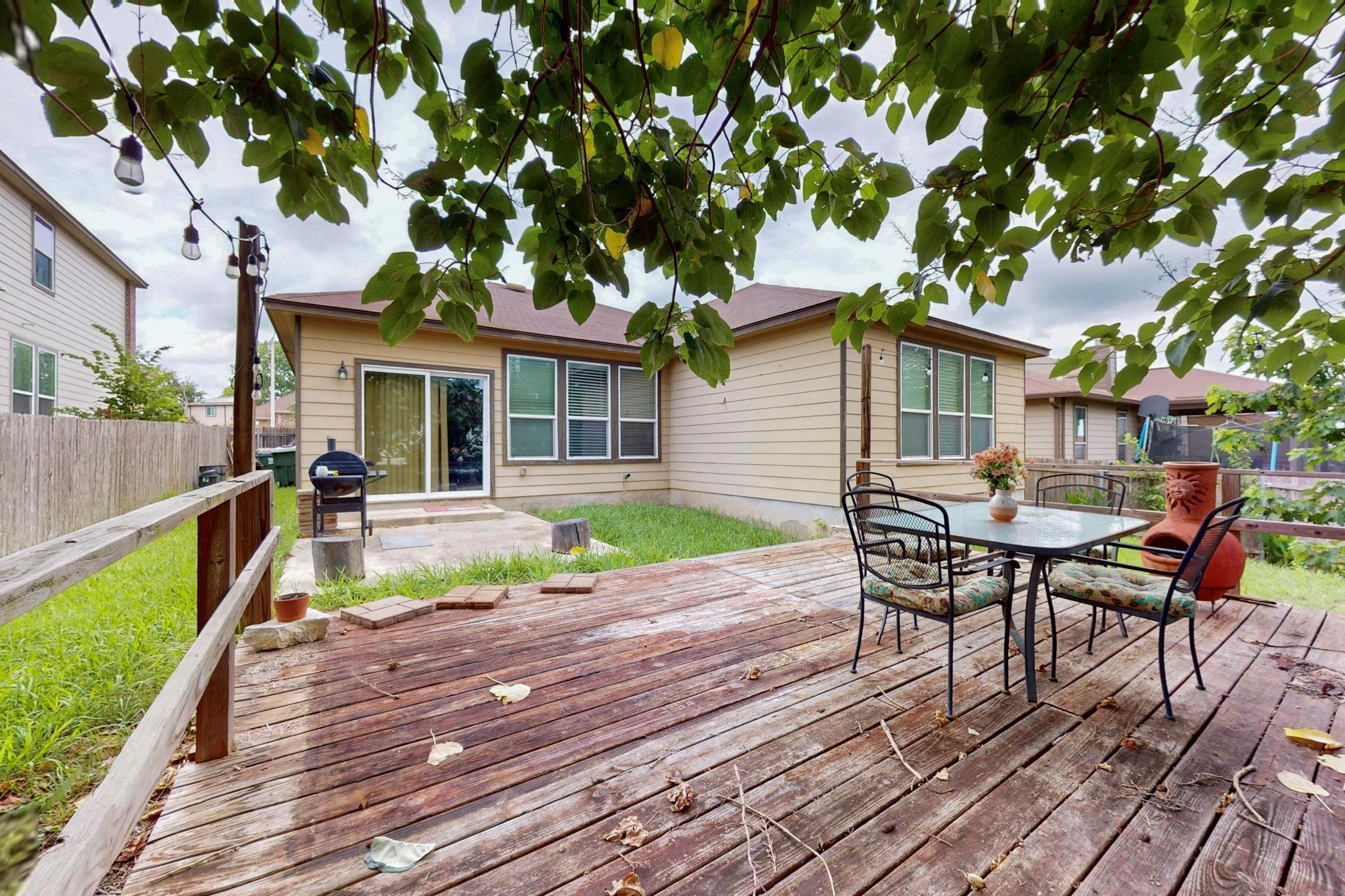 140 Matthews Lane Kyle TX 78640