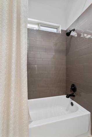 70 Santa Maria Street Georgetown TX 78628
