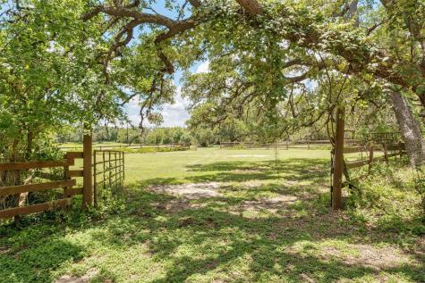 3805 Lone Man Mountain Road Wimberley TX 78676