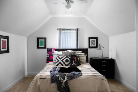 113 Pioneer Passage Bastrop TX 78602