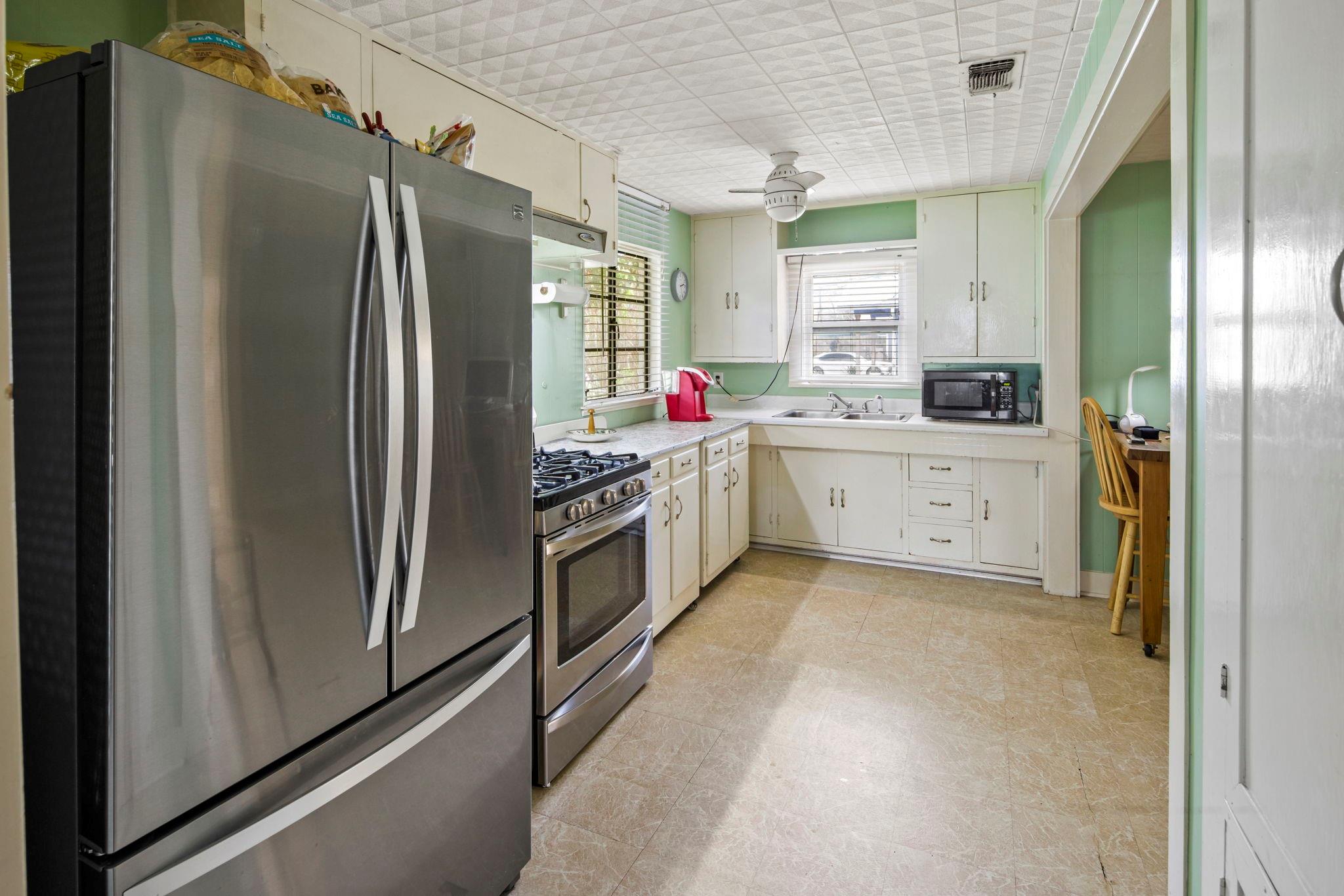 2601 Sweeney Lane Austin TX 78723