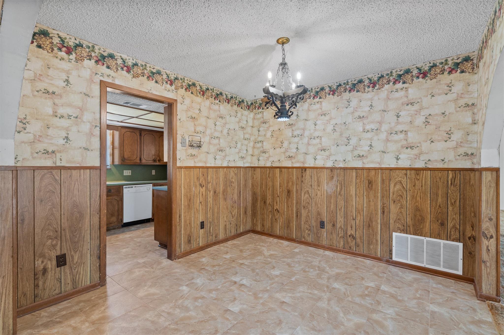 20 County Road 408 Taylor TX 76574