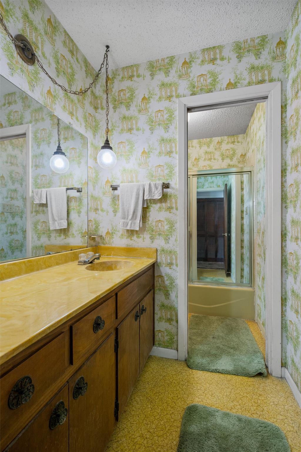 20 County Road 408 Taylor TX 76574