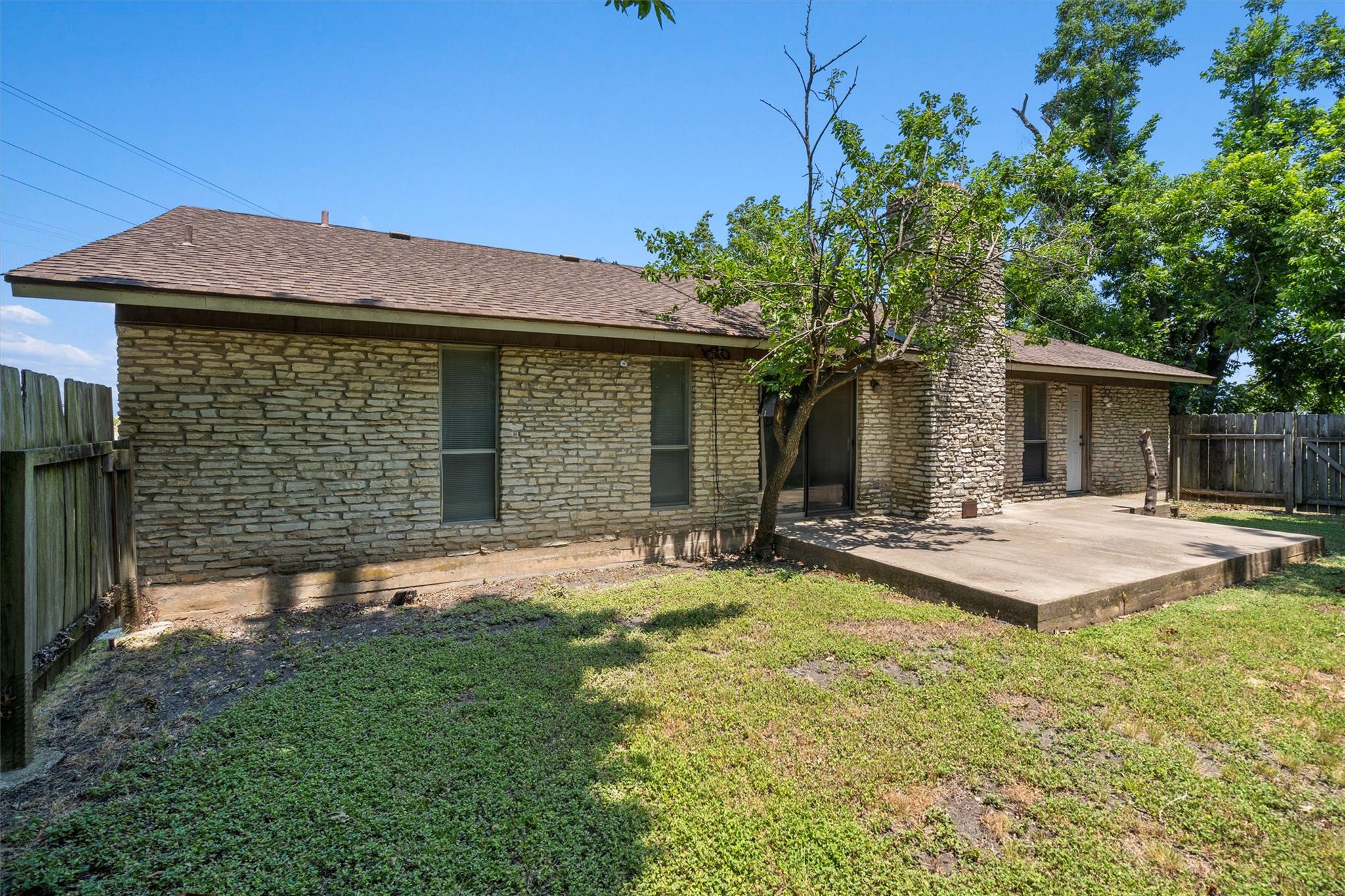 20 County Road 408 Taylor TX 76574
