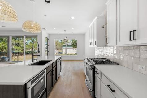 112 Kendall Road Spicewood TX 78669