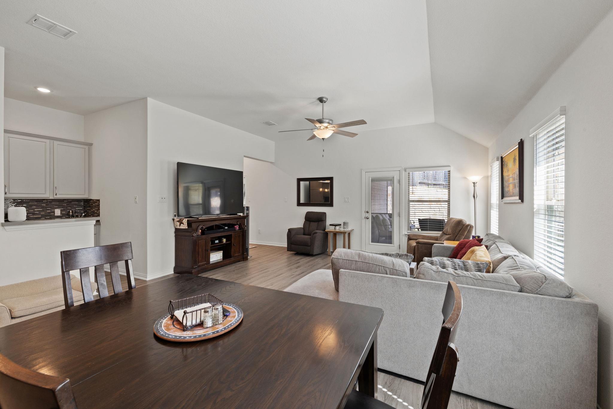 613 Sugar Cane Road Buda TX 78610