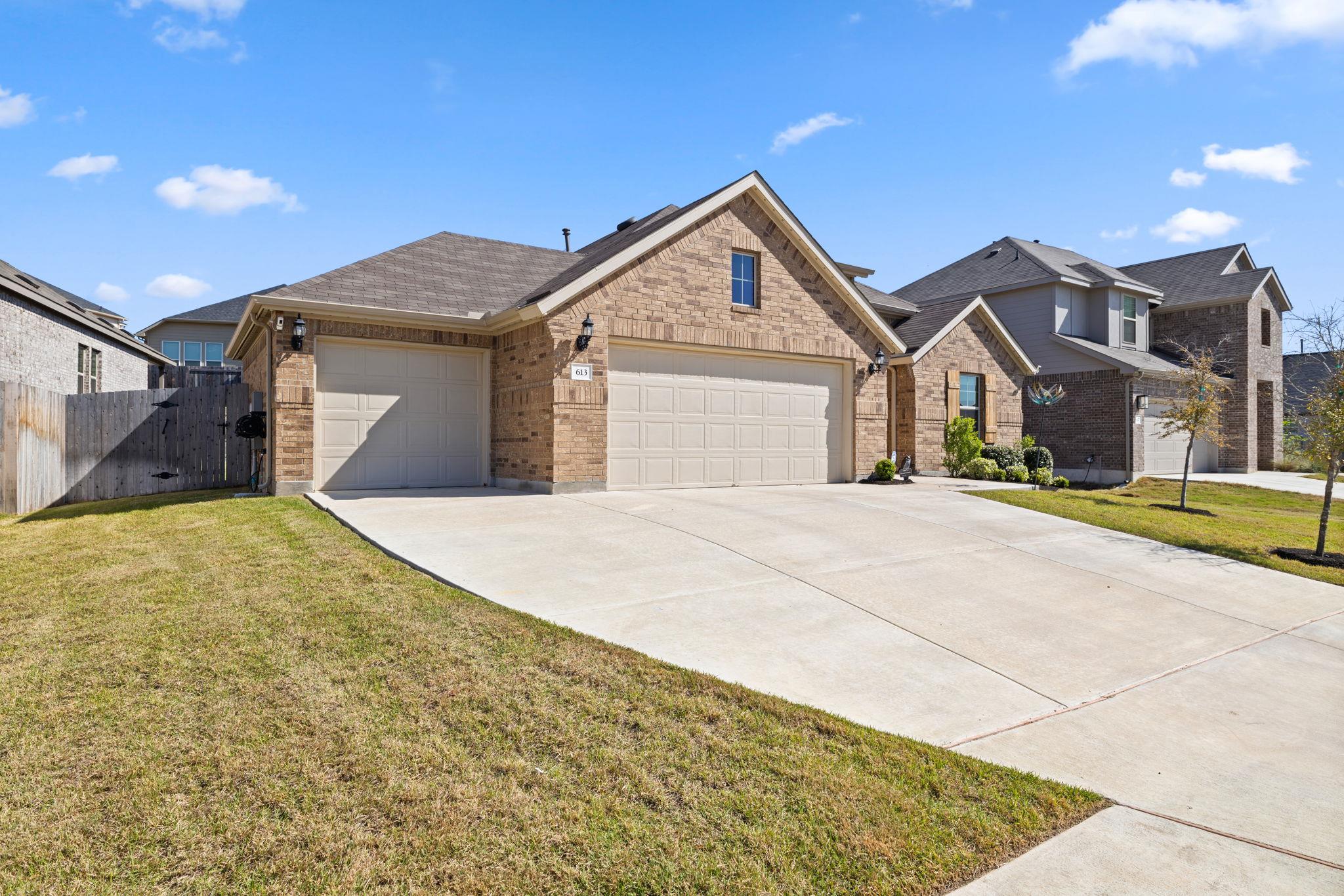 613 Sugar Cane Road Buda TX 78610