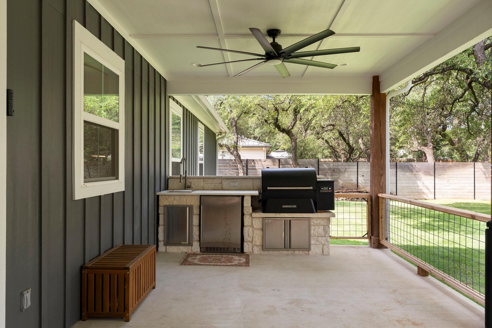 22212 Briarcliff Drive Spicewood TX 78669