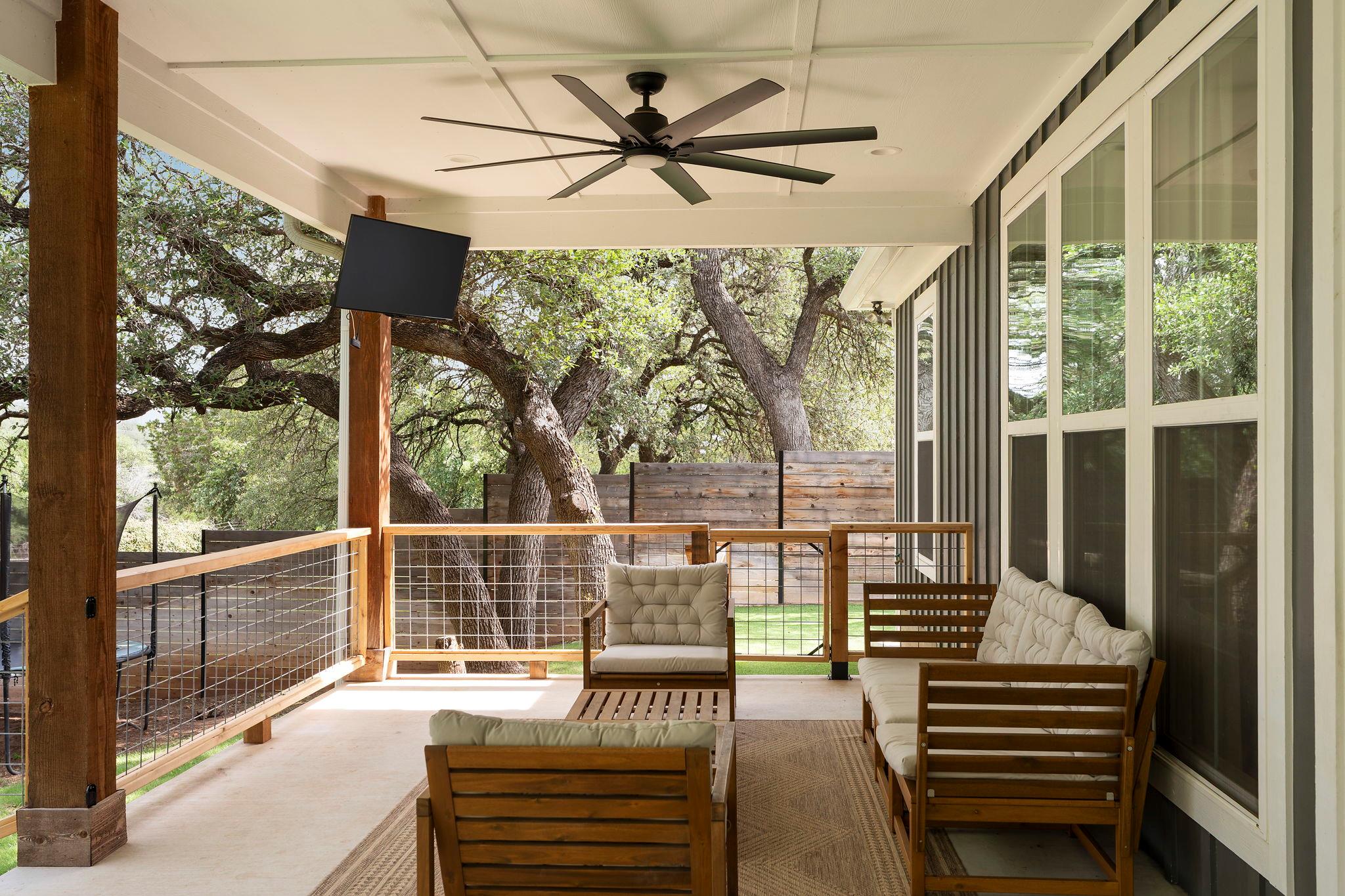 22212 Briarcliff Drive Spicewood TX 78669