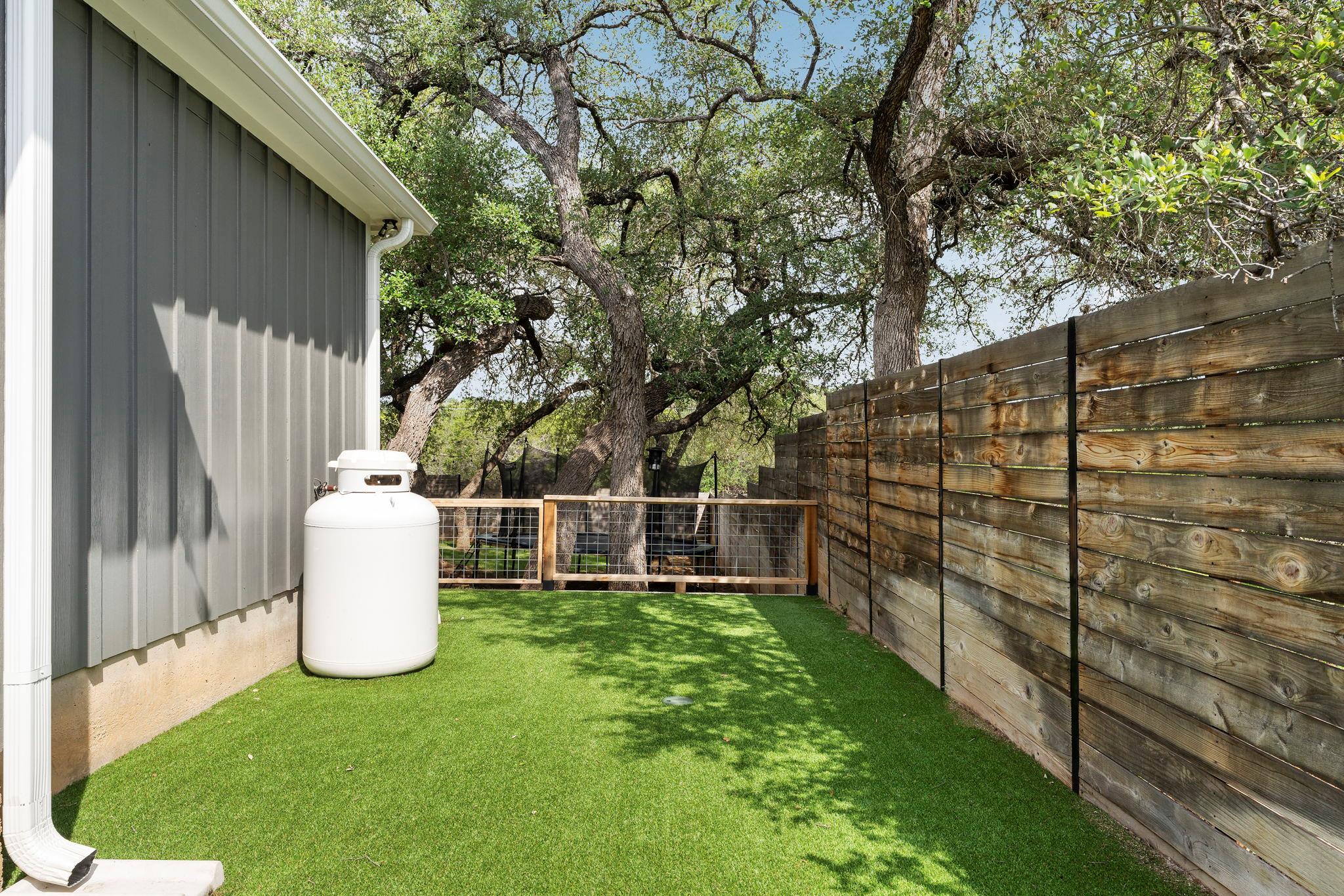 22212 Briarcliff Drive Spicewood TX 78669