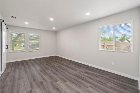 1737 Cricket Hollow Drive Austin TX 78758