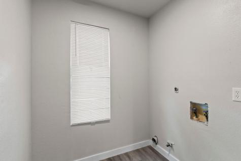 1737 Cricket Hollow Drive Austin TX 78758