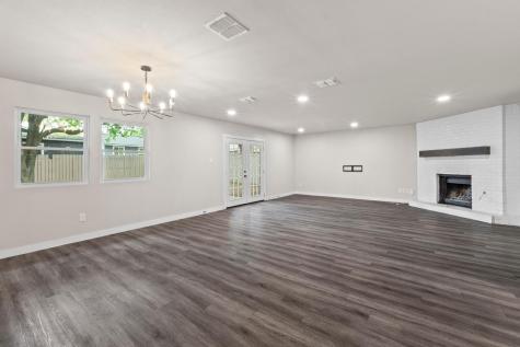 1737 Cricket Hollow Drive Austin TX 78758