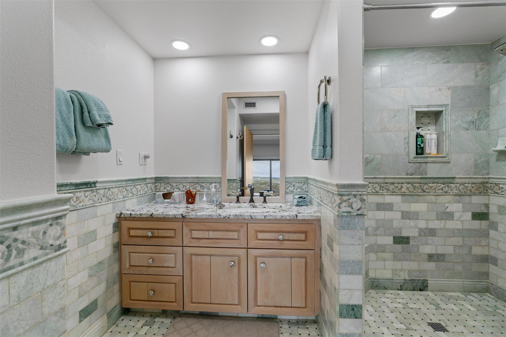 26100 Countryside Drive Spicewood TX 78669